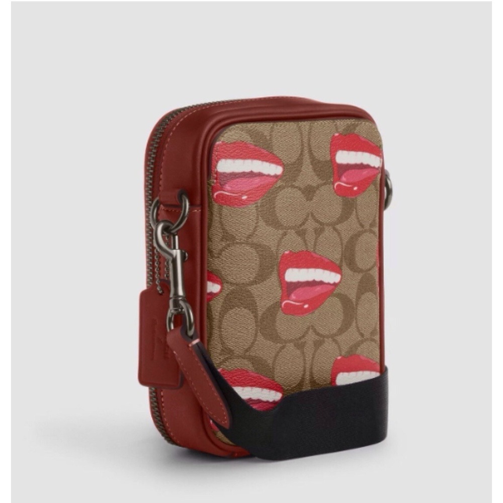 Coach Stanton Tom Wesselmann Lips Signature Crossbody Bag CQ088 NWT - Picture 2 of 7